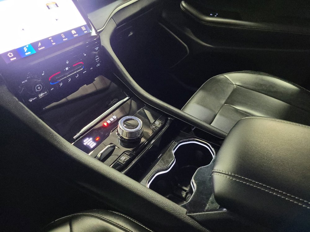 Used 2023 Jeep Grand Cherokee 4WD 4xe image 26