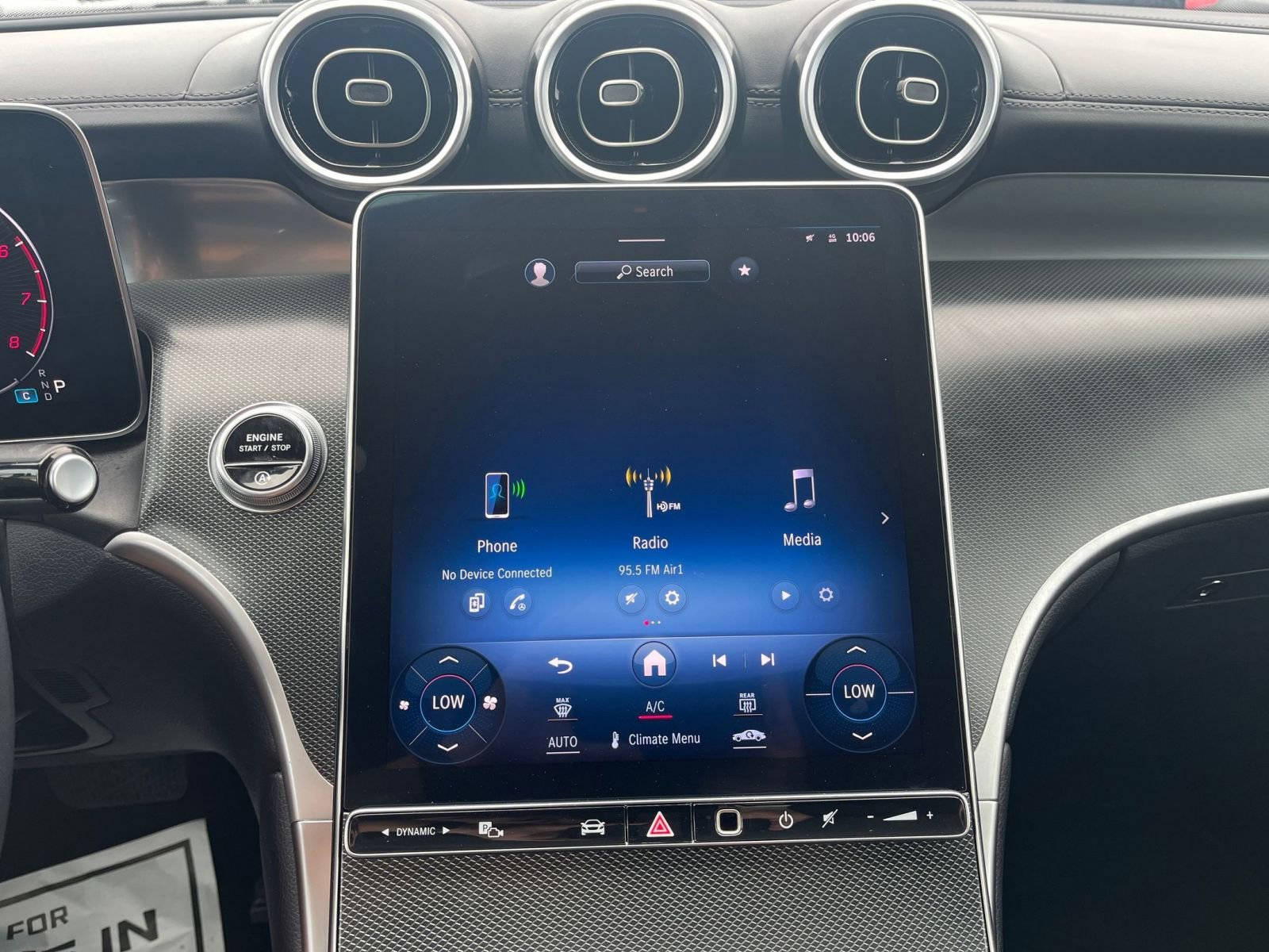 Used 2024 Mercedes-Benz GLC 300 image 17