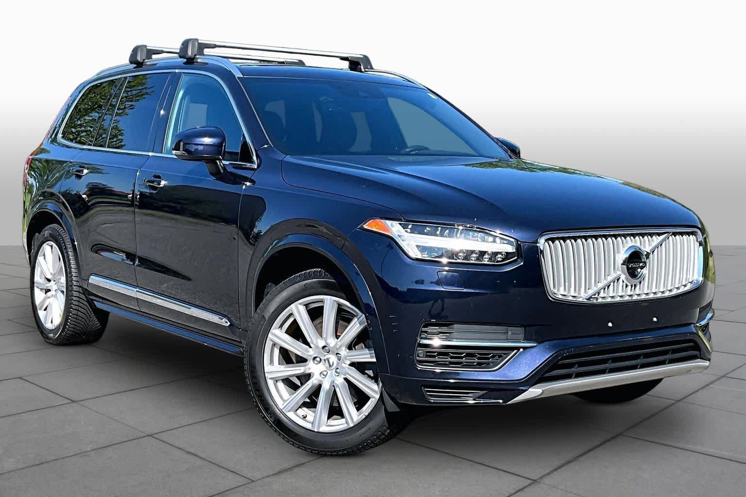 Used 2017 Volvo XC90 T8 Inscription w/ Vision Package AWD/4WD image 3