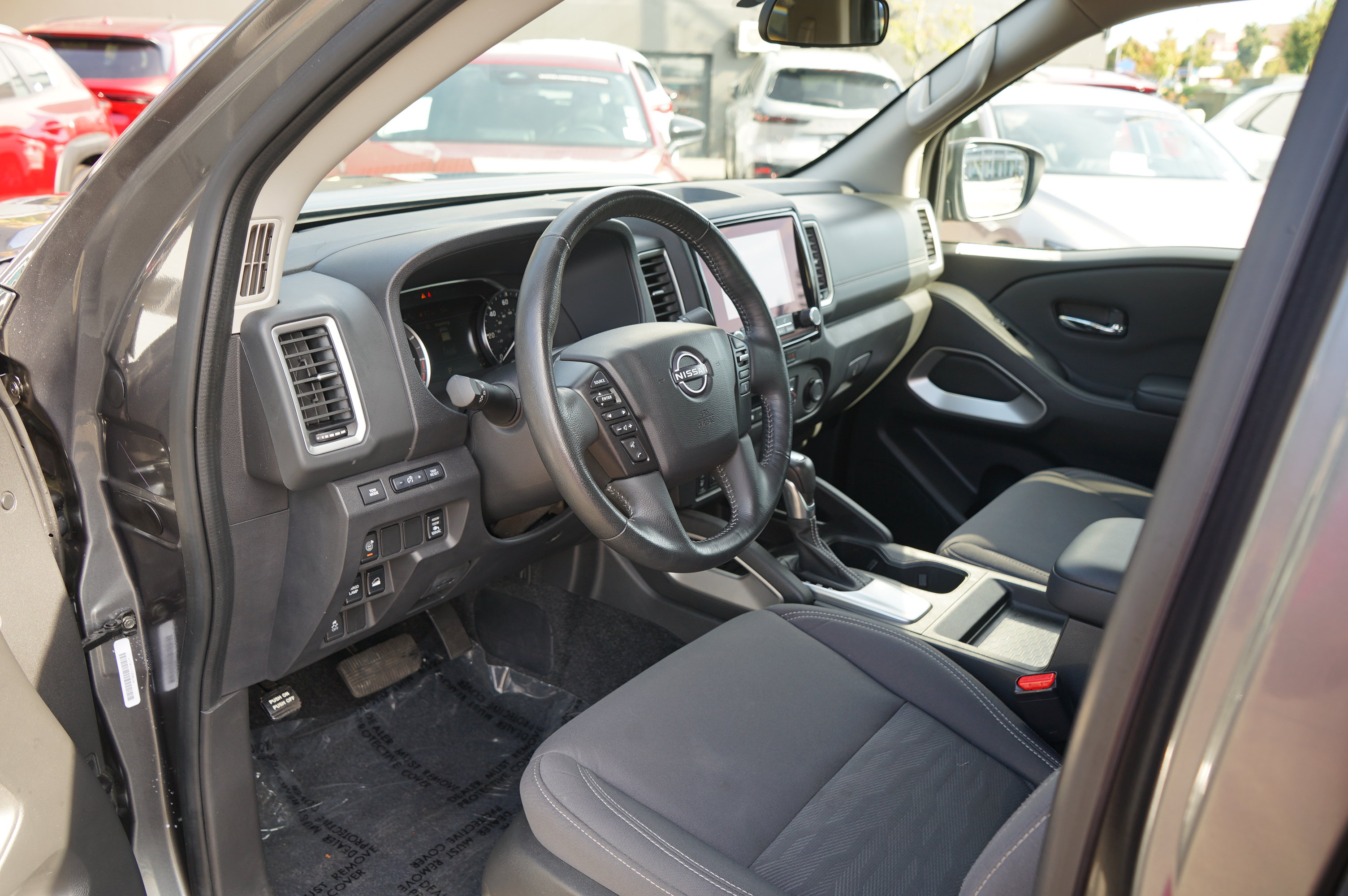 Used 2023 Nissan Frontier SV w/ SV Convenience Package AWD/4WD image 15