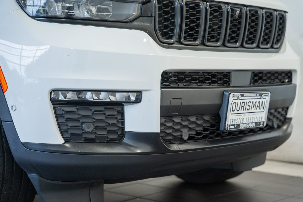 Certified 2023 Jeep Grand Cherokee L Limited w/ Luxury Tech Group II AWD/4WD image 14
