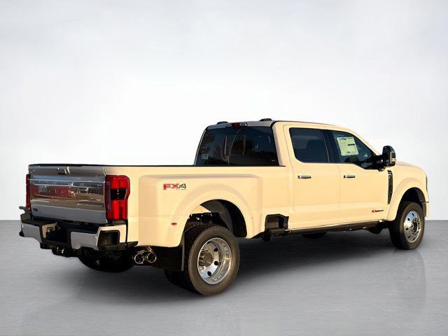 New 2026 Ford F450 Platinum image 3