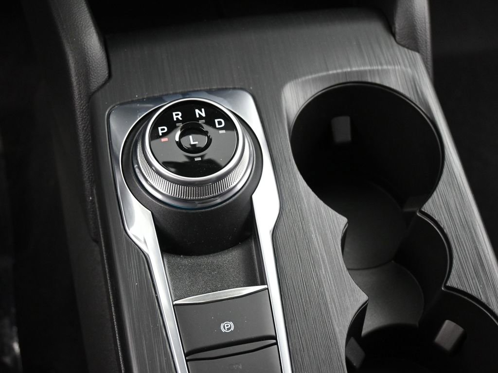 New 2025 Ford Escape SE image 21