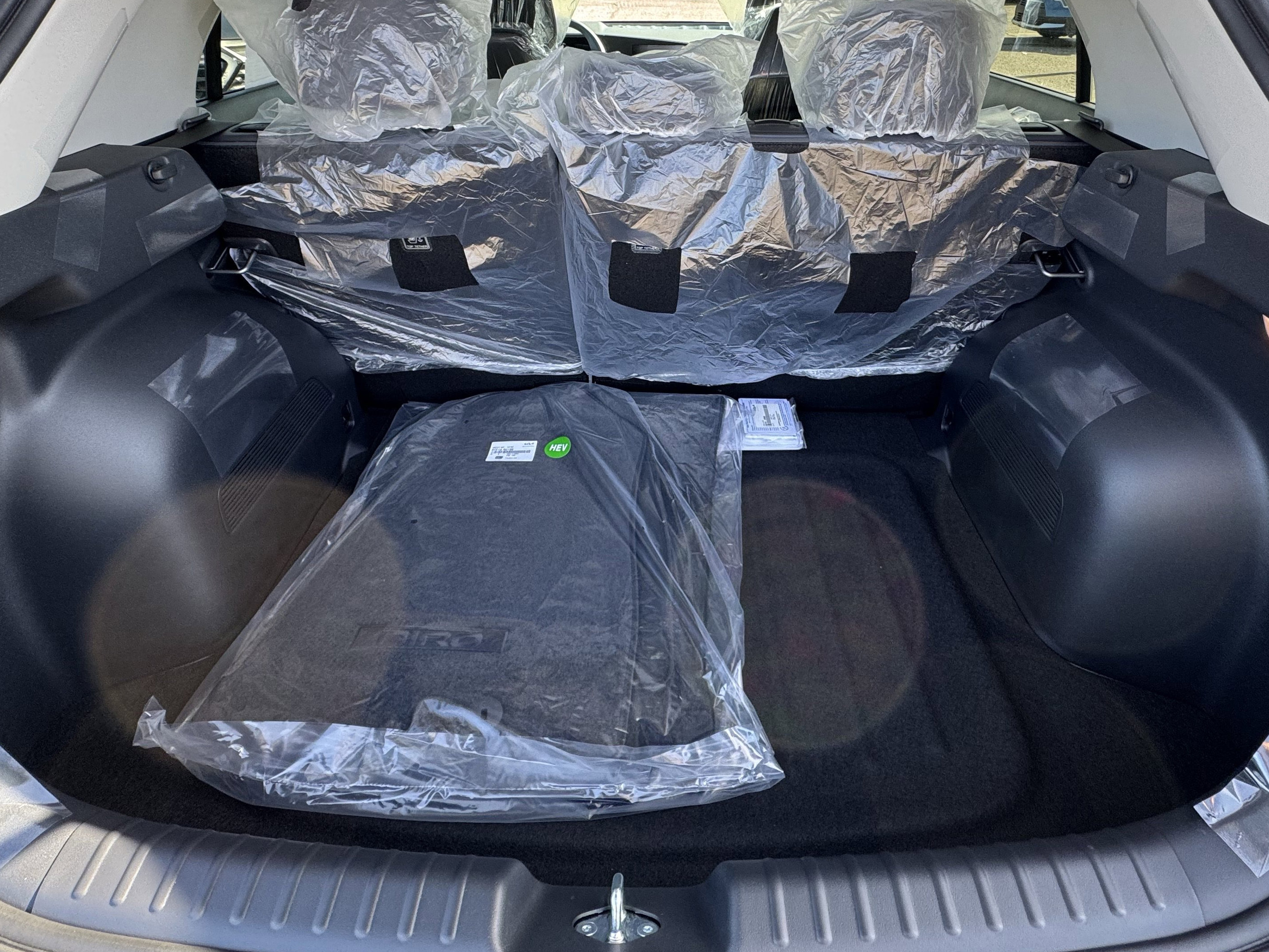 New 2026 Kia Niro LX image 13