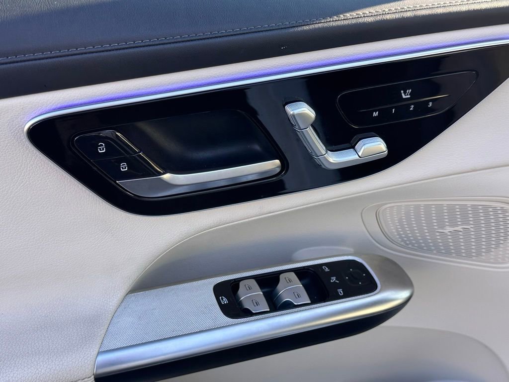 Used 2024 Mercedes-Benz GLC 300 4MATIC image 15