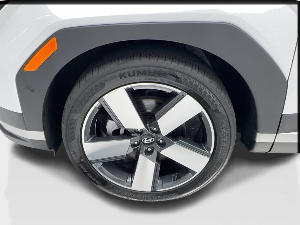 Used 2025 Hyundai Santa Fe Limited AWD/4WD image 14