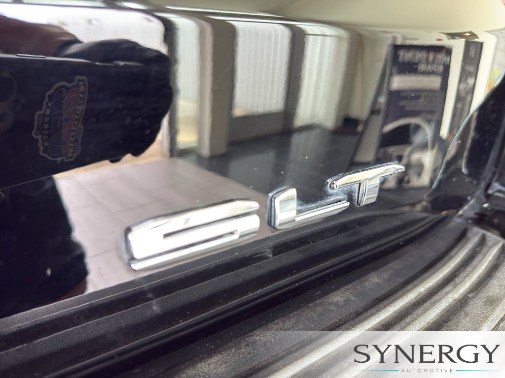 Used 2023 GMC Yukon SLT w/ SLT Premium Package RWD image 37