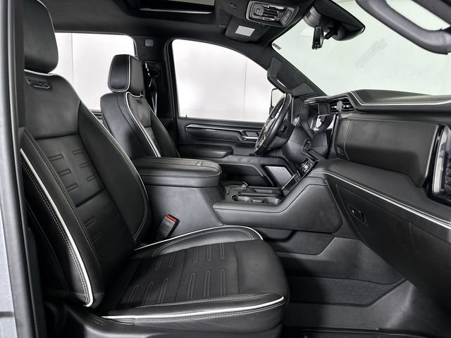 Used 2025 GMC Sierra 2500 AT4X AWD/4WD image 29