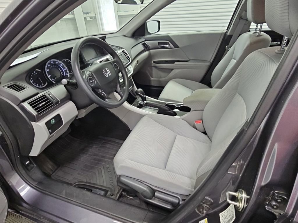 Used 2015 Honda Accord LX image 11