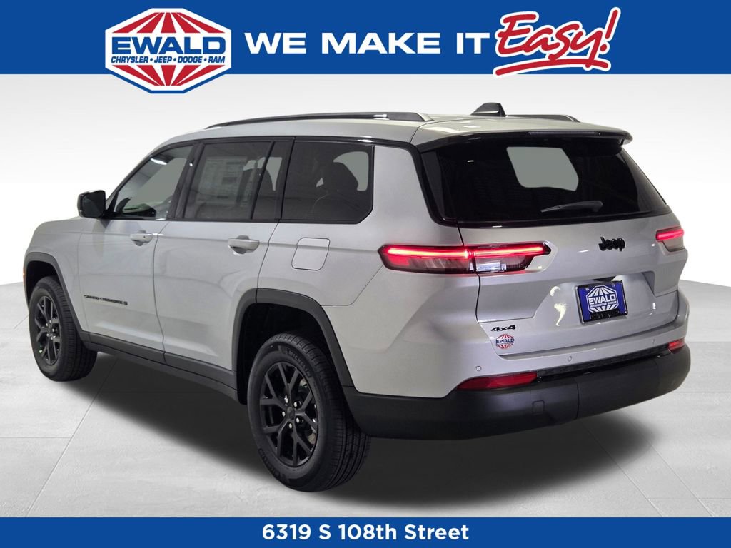 New 2025 Jeep Grand Cherokee L Altitude image 18