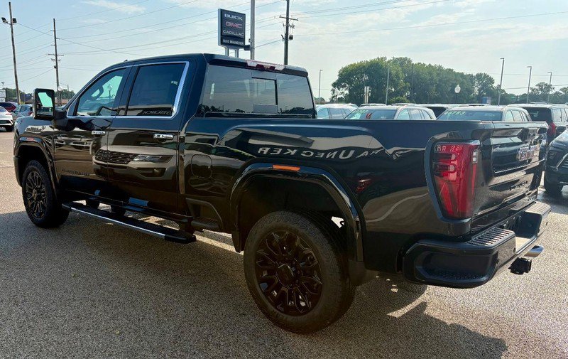 New 2026 GMC Sierra 2500 Denali w/ Denali Reserve Package AWD/4WD image 7