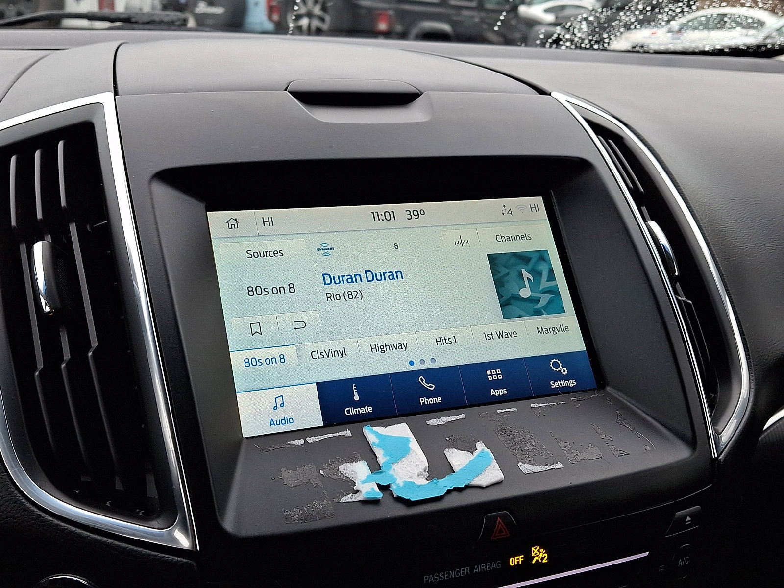 Used 2019 Ford Edge Titanium image 22