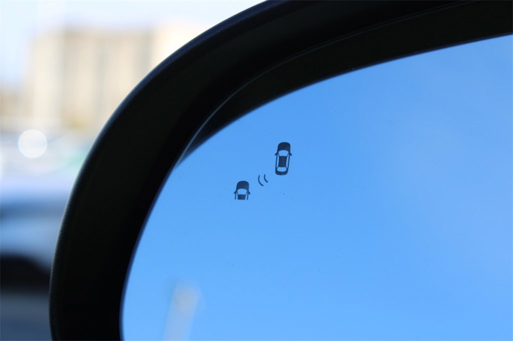 Used 2020 Hyundai Kona Limited image 28