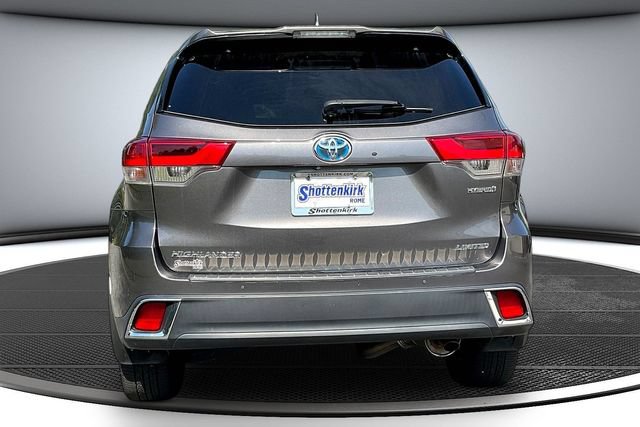 Used 2018 Toyota Highlander Limited Platinum AWD/4WD image 6
