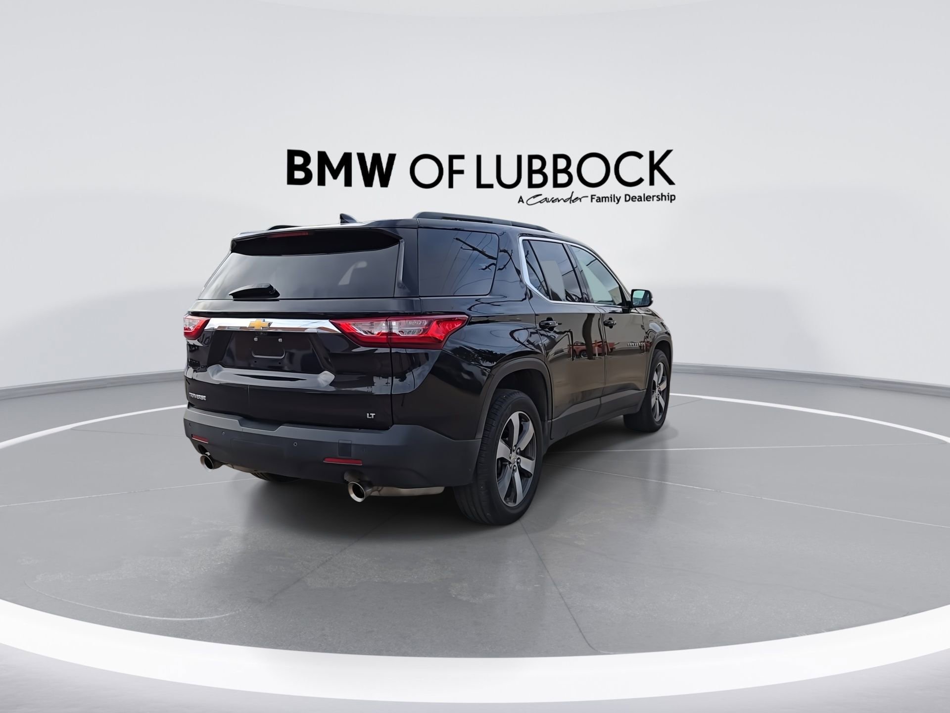 Used 2019 Chevrolet Traverse LT w/ LT Premium Package FWD image 8