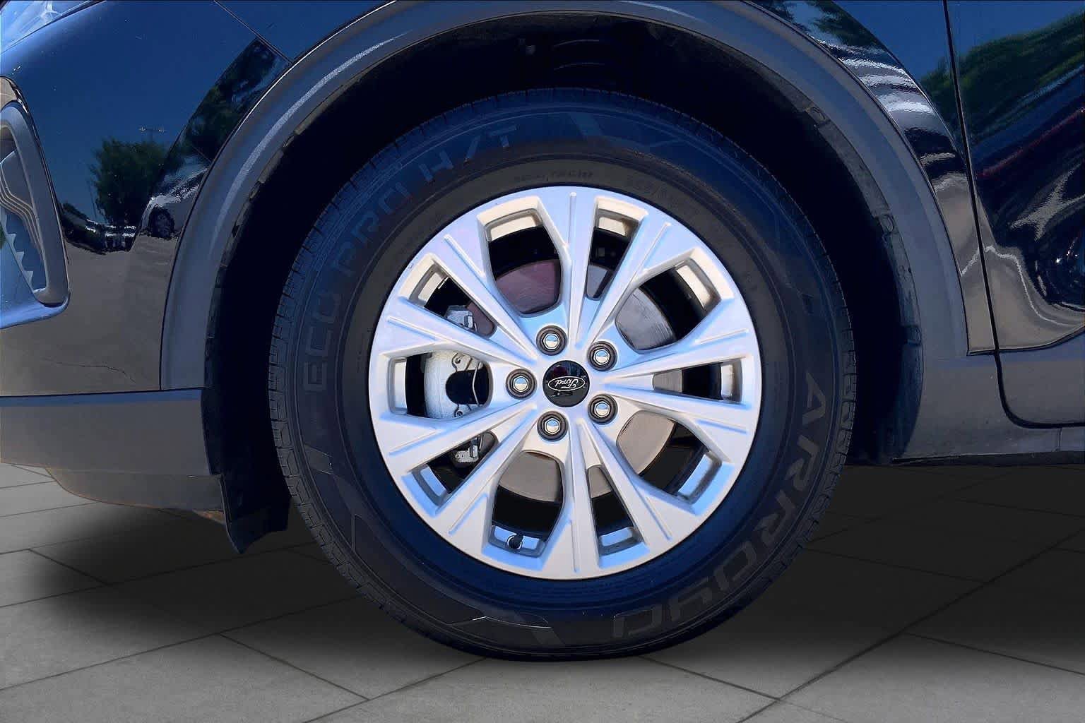 Used 2024 Ford Escape Active FWD image 11