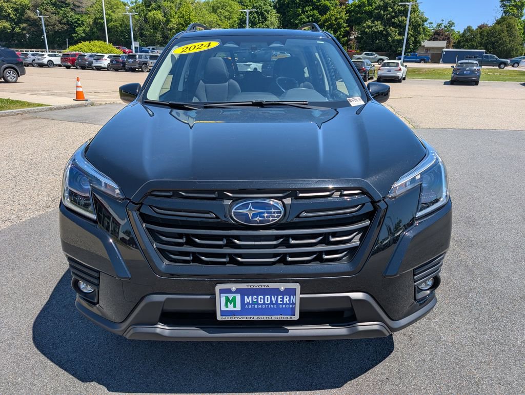 Used 2024 Subaru Forester Premium AWD/4WD image 9