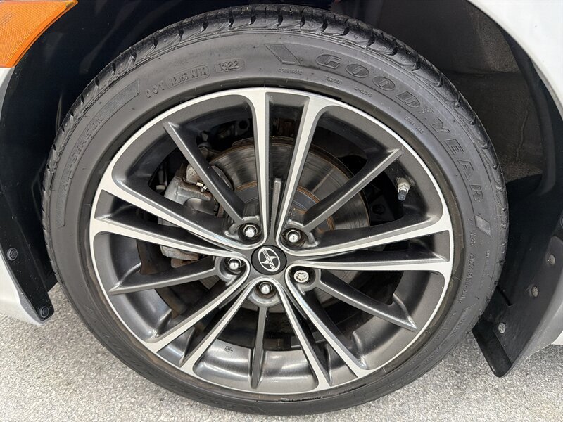 Used 2013 Scion FR-S RWD image 14