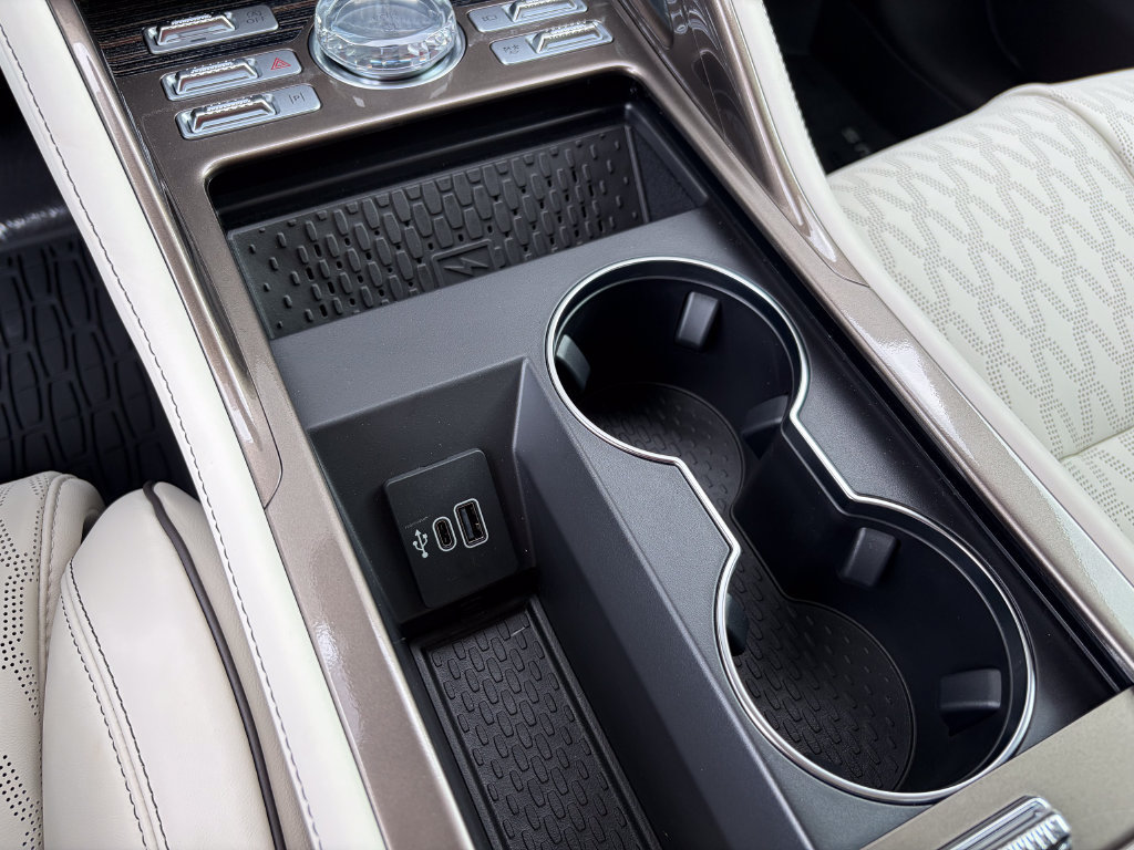 New 2026 Lincoln Nautilus Black Label AWD/4WD image 48