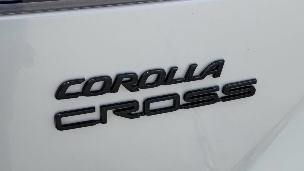 Used 2024 Toyota Corolla Cross AWD Hybrid image 10
