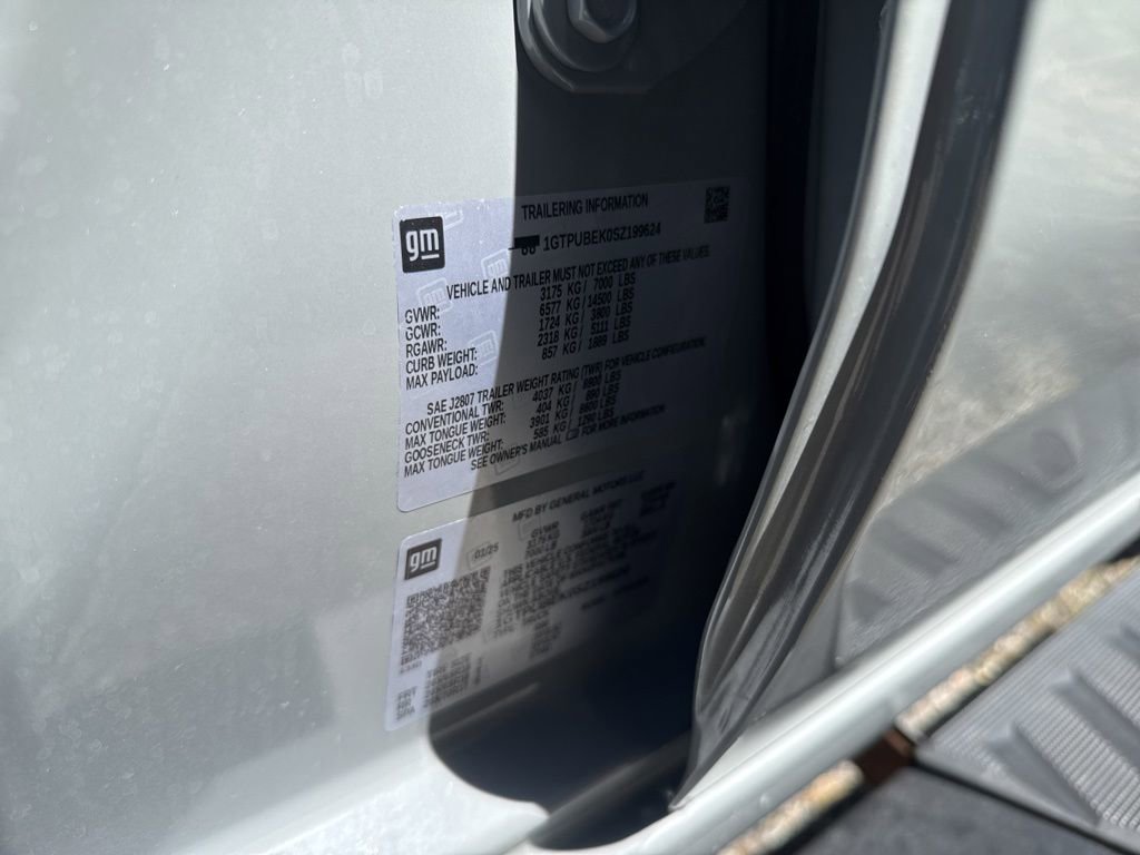 Used 2025 GMC Sierra 1500 SLE w/ Preferred Package AWD/4WD image 13