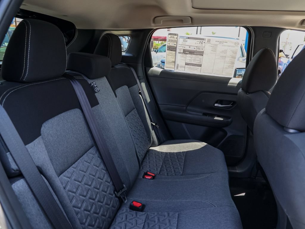 New 2026 Nissan Kicks SV w/ SV Premium Package FWD image 18