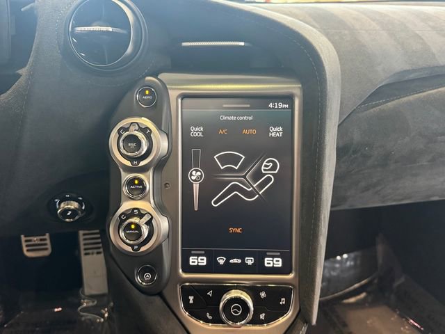 Used 2019 McLaren 720S Performance RWD image 39