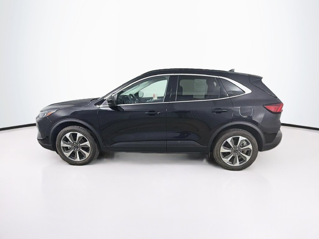 Used 2024 Ford Escape Platinum AWD/4WD image 8