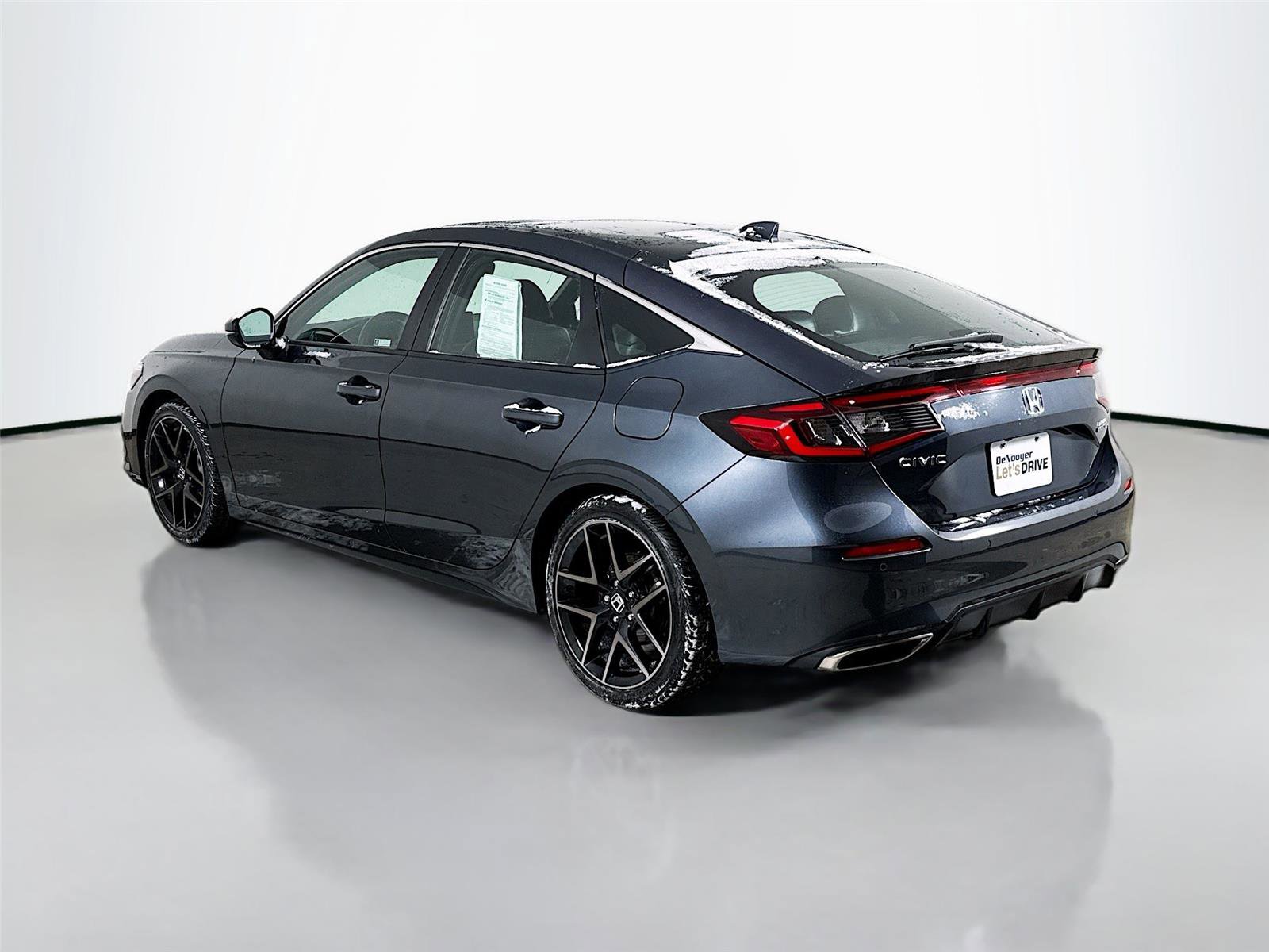 Used 2022 Honda Civic Sport Touring image 6