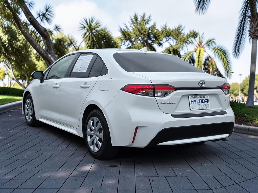 Used 2022 Toyota Corolla LE w/ Carpet Mat Package (TMS) image 7