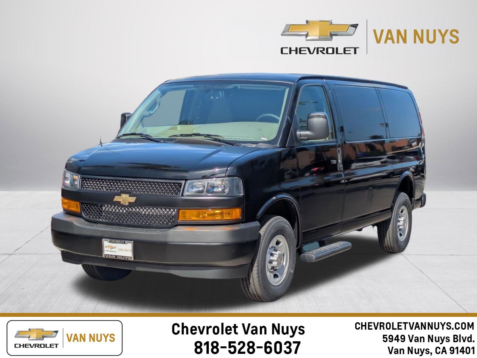 New 2026 Chevrolet Express 3500 RWD image 1
