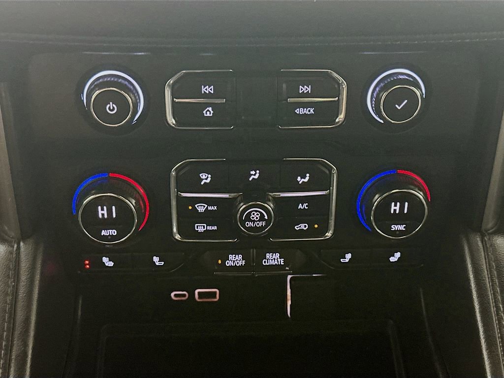 Used 2021 Chevrolet Tahoe LT image 18