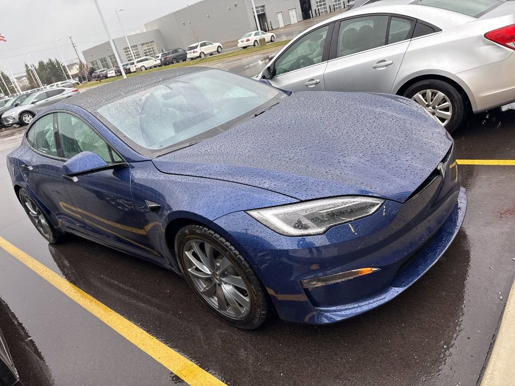 Used 2022 Tesla Model S Plaid image 3