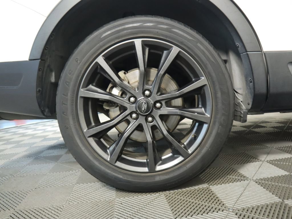 Used 2019 Ford Explorer XLT w/ Equipment Group 202A image 33