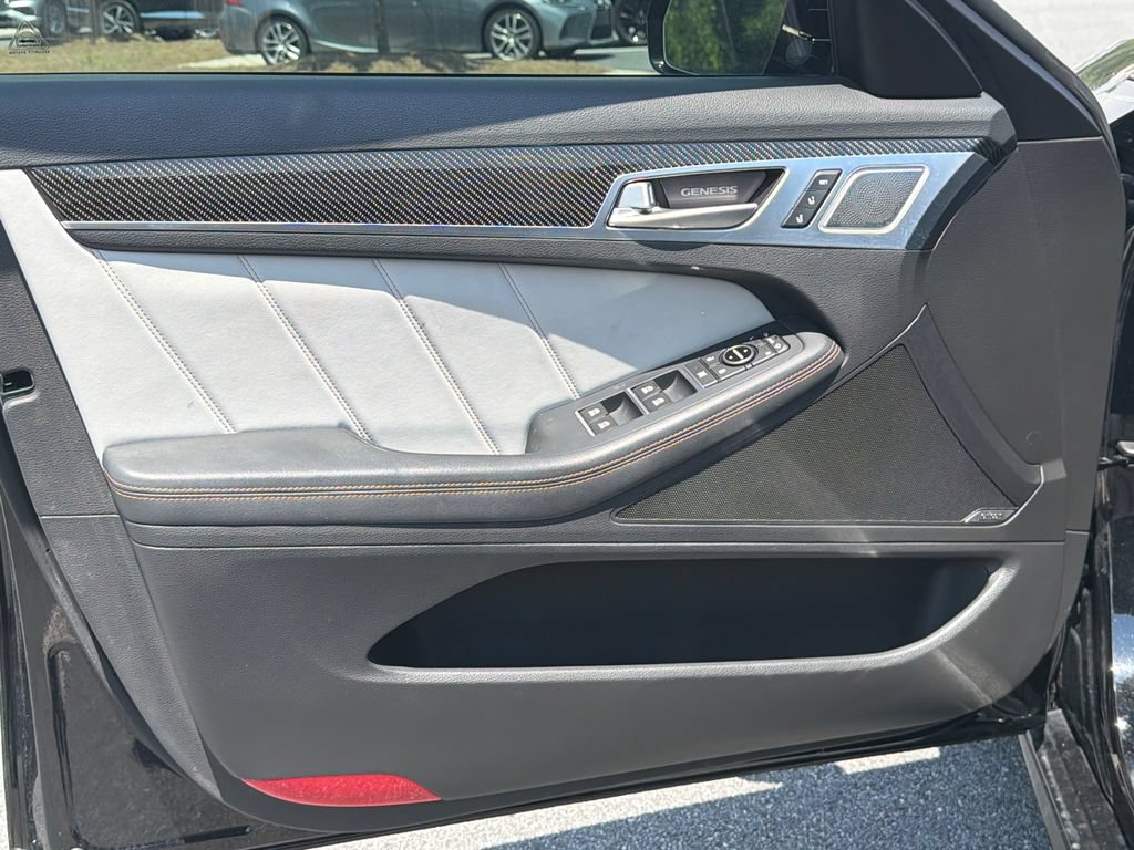 Used 2018 Genesis G80 3.3T Sport RWD image 12