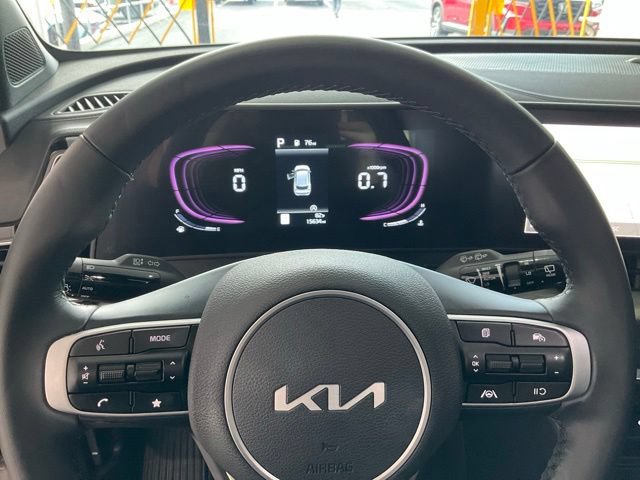Used 2025 Kia Sportage X-Line w/ Premium Package AWD/4WD image 8