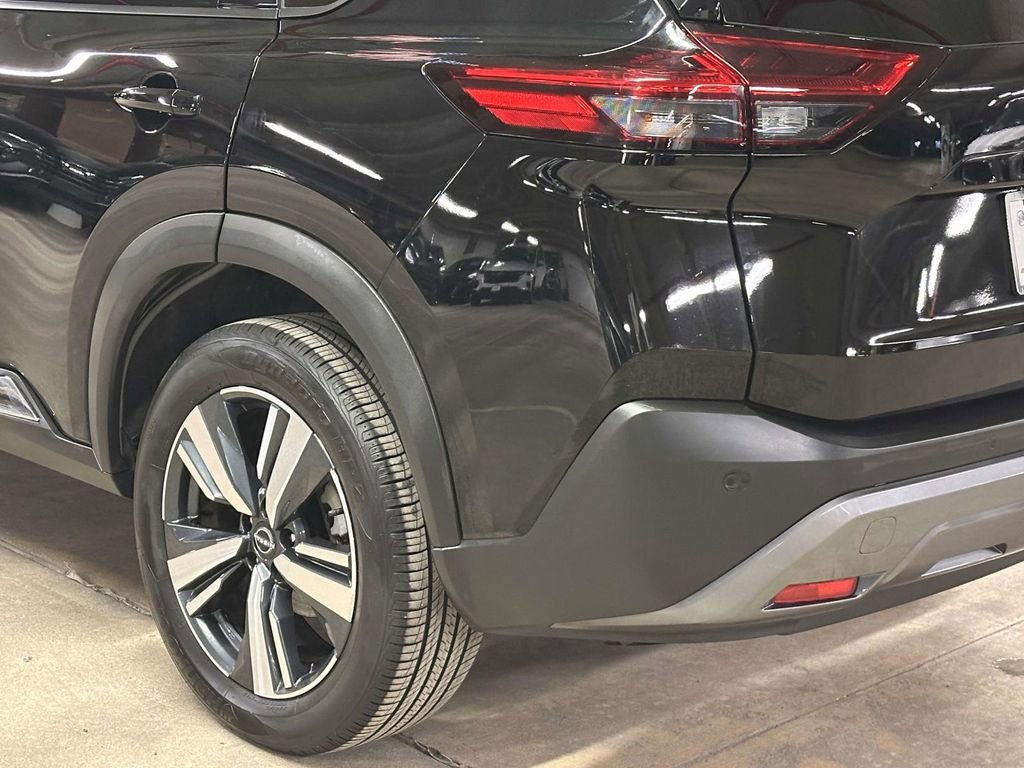 Used 2023 Nissan Rogue SL image 11