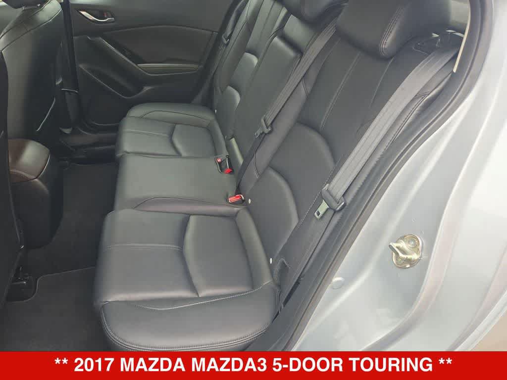 Used 2017 MAZDA MAZDA3 Touring FWD image 18