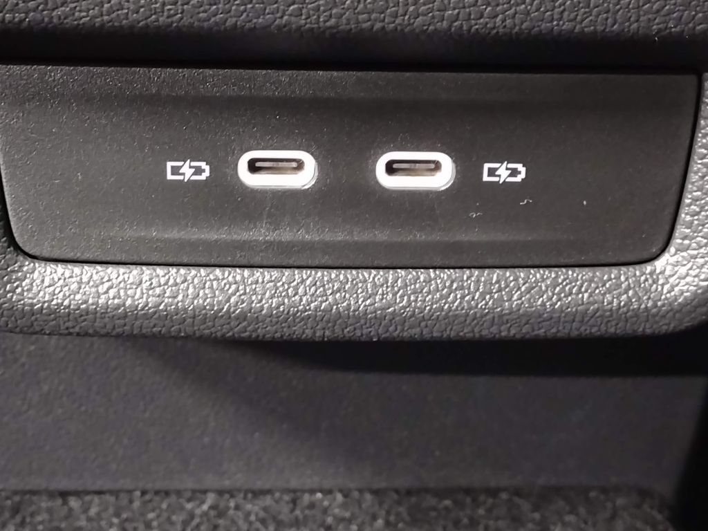 New 2026 Volkswagen Taos SEL AWD/4WD image 39