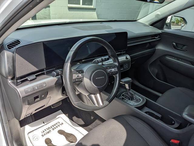 Used 2024 Hyundai Kona SEL FWD image 10