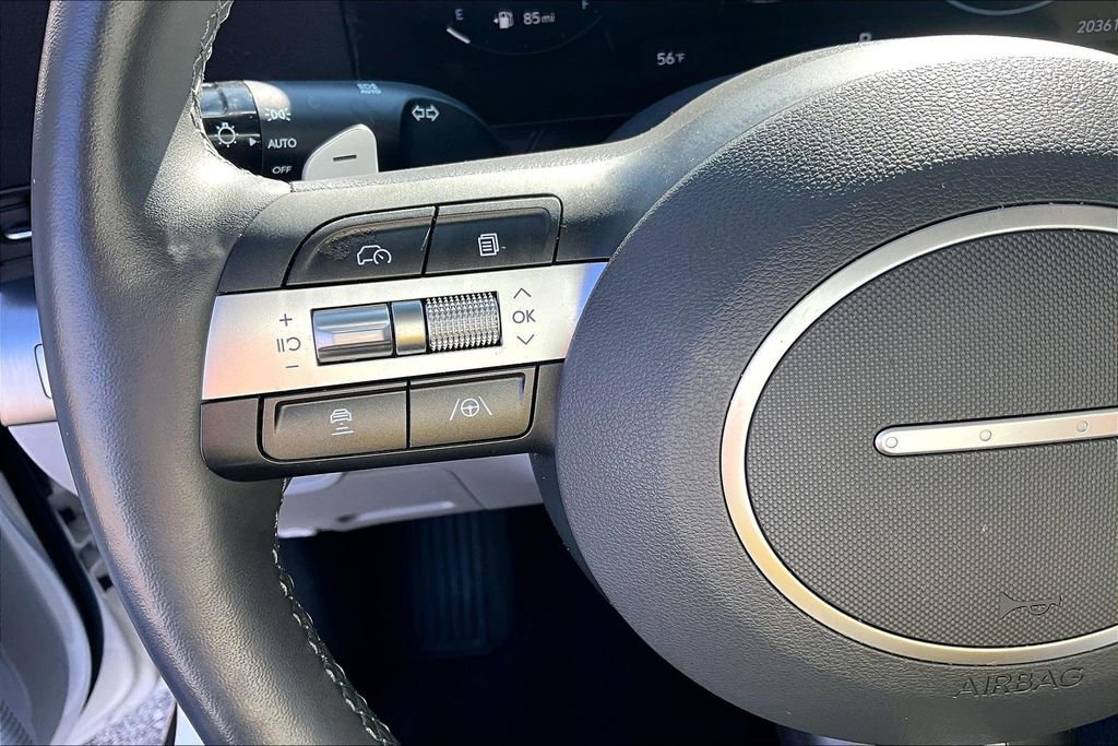 Used 2024 Hyundai Kona Limited image 26