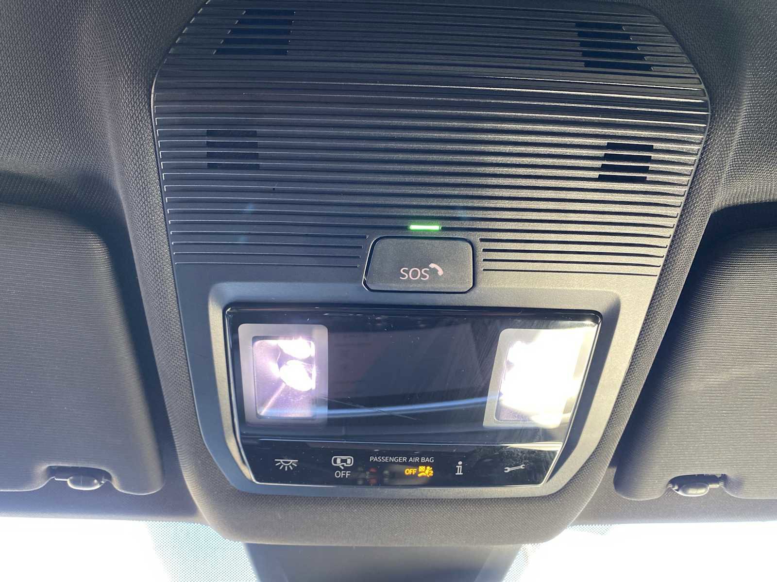 Used 2024 Volkswagen Atlas Cross Sport SE image 23