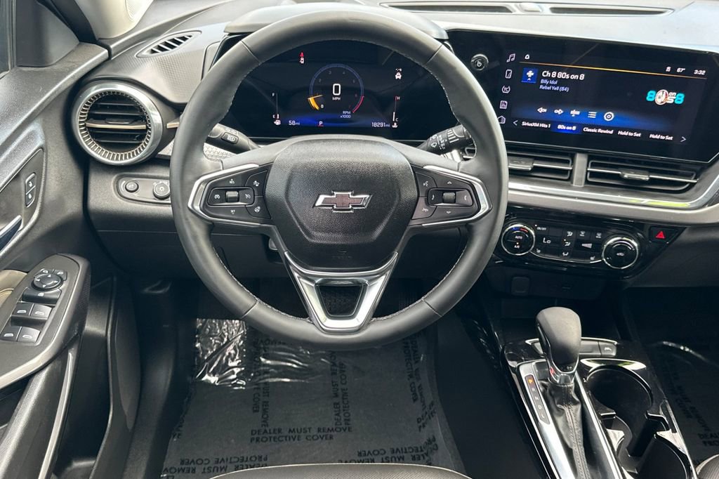Used 2025 Chevrolet Trax ACTIV w/ Driver Confidence Package FWD image 11