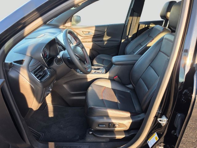 Used 2024 Chevrolet Equinox RS w/ RS Leather Package AWD/4WD image 23