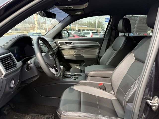 Used 2022 Volkswagen Atlas Cross Sport SE image 12