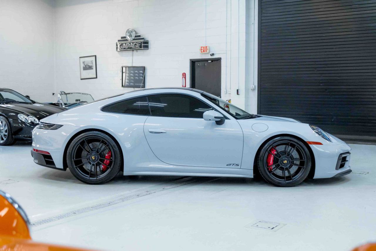 Used 2024 Porsche 911 Carrera GTS image 6