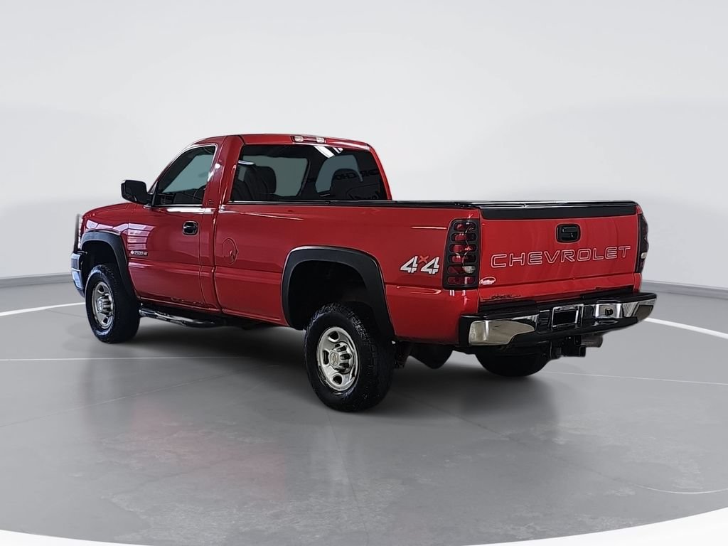 Used 2004 Chevrolet Silverado 2500 W/T w/ Snow Plow Prep Package AWD/4WD image 6