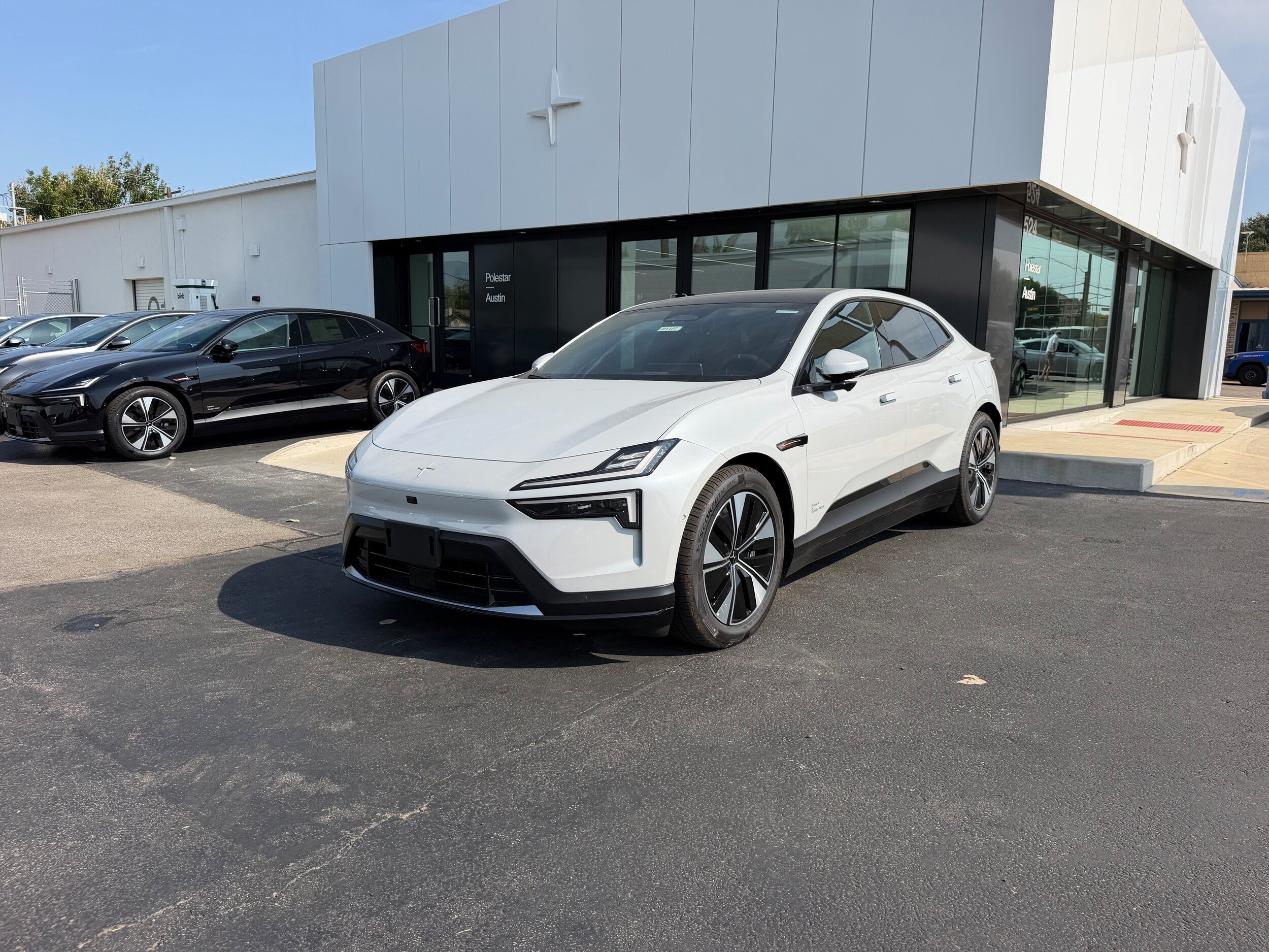 New 2026 Polestar Polestar 4 AWD/4WD image 2