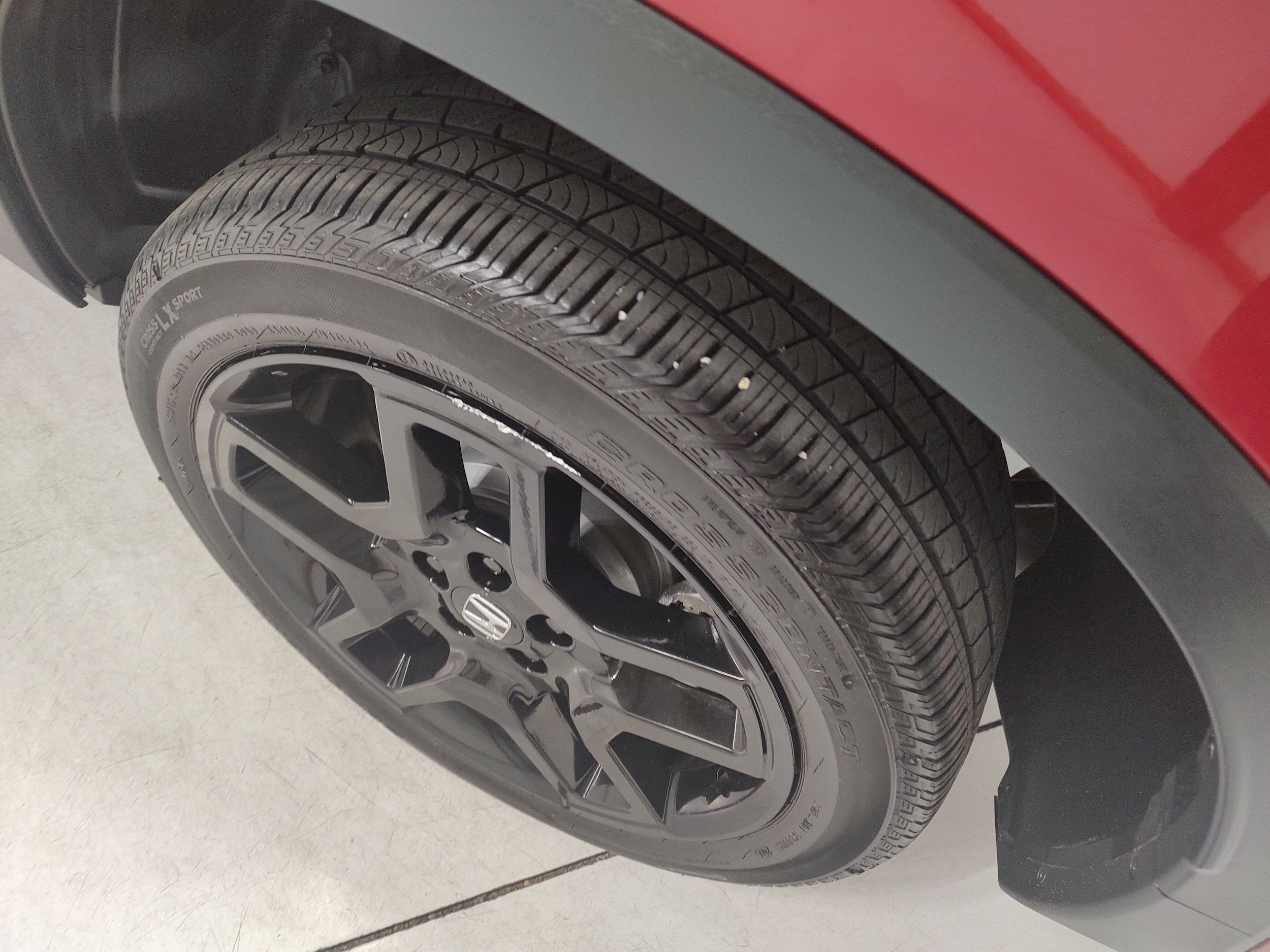 Used 2024 Honda Passport Black Edition image 13