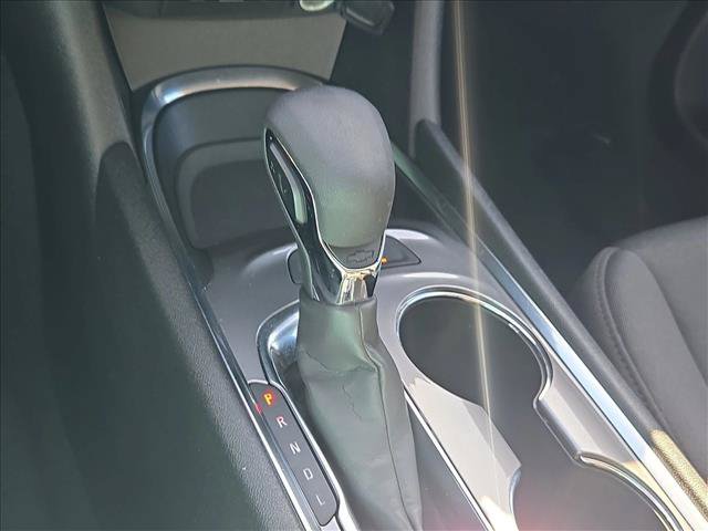 Used 2025 Chevrolet Malibu LT FWD image 12